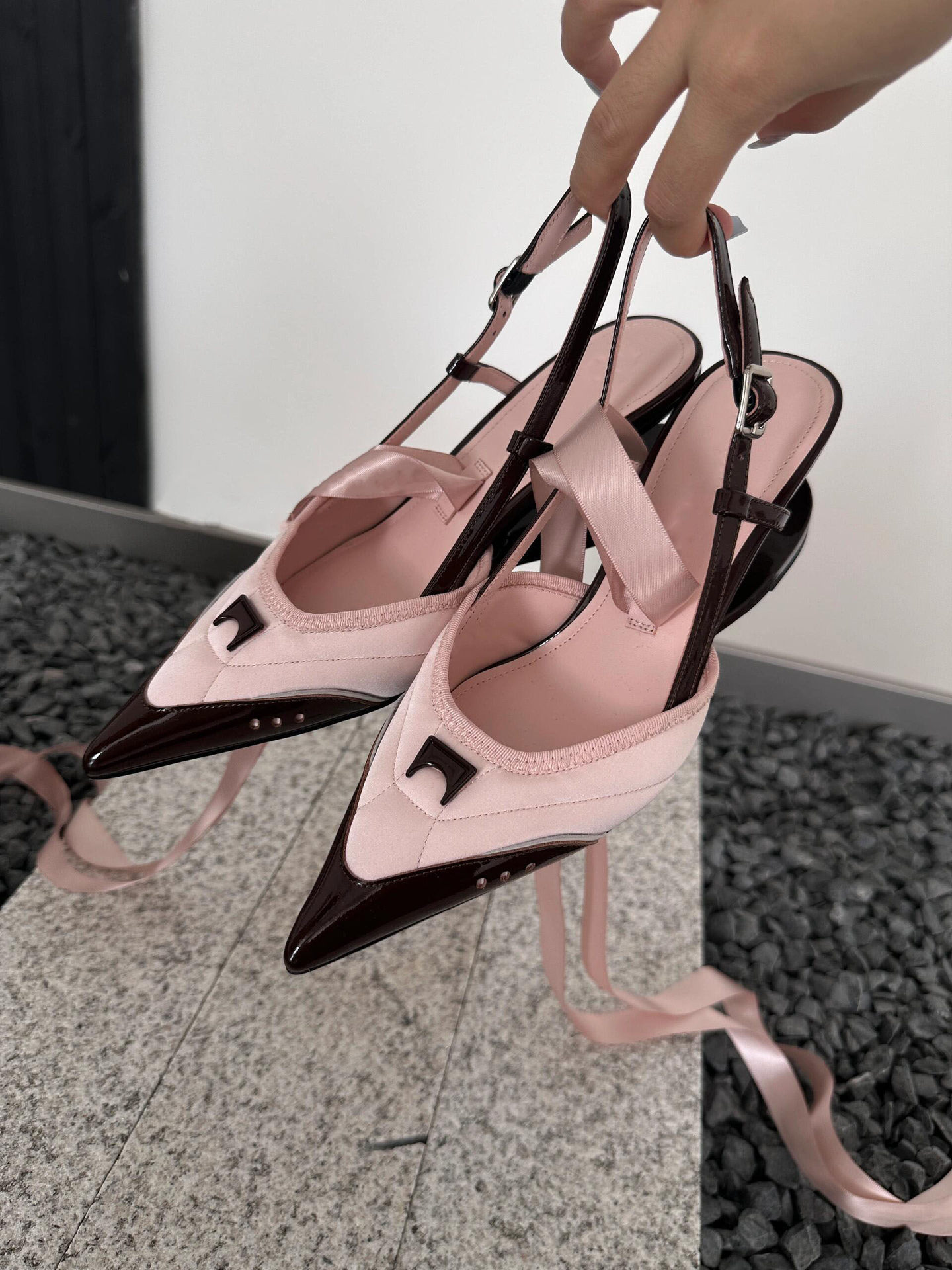 Cross Strap Pointed Toe High H - Crossfit Outfit ulasan dan harga